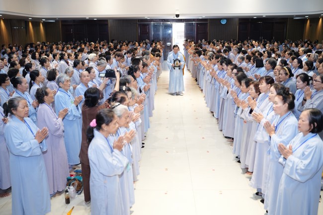 Pháp thoại “Thức tái sinh và vấn đề hộ niệm” – Thượng toạ Thích Phước Tiến – KTPT lần 104