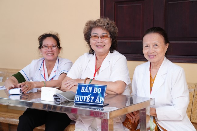 Pháp thoại “Thức tái sinh và vấn đề hộ niệm” – Thượng toạ Thích Phước Tiến – KTPT lần 104