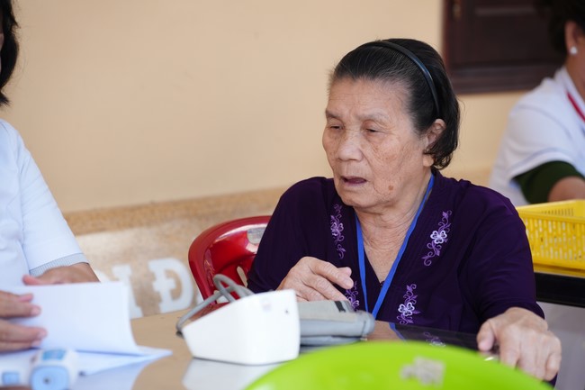 Pháp thoại “Thức tái sinh và vấn đề hộ niệm” – Thượng toạ Thích Phước Tiến – KTPT lần 104