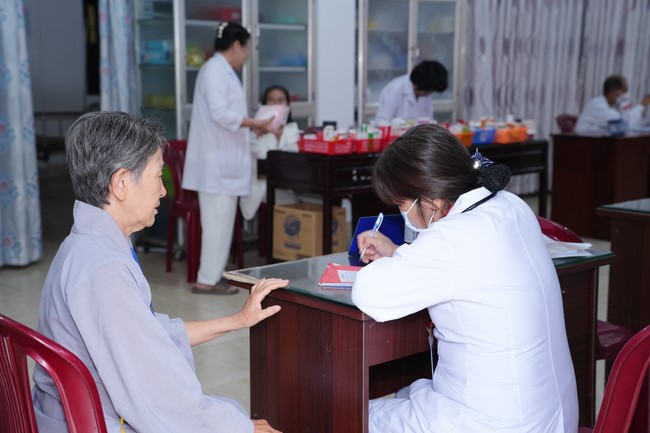 Pháp thoại “Thức tái sinh và vấn đề hộ niệm” – Thượng toạ Thích Phước Tiến – KTPT lần 104