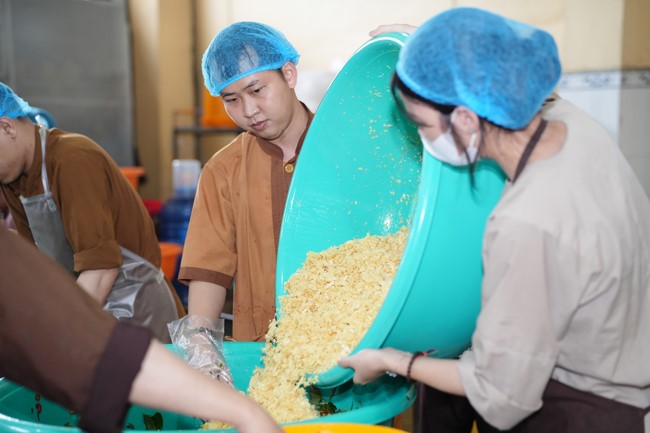 Pháp thoại “Thức tái sinh và vấn đề hộ niệm” – Thượng toạ Thích Phước Tiến – KTPT lần 104