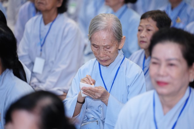 Pháp thoại “Thức tái sinh và vấn đề hộ niệm” – Thượng toạ Thích Phước Tiến – KTPT lần 104