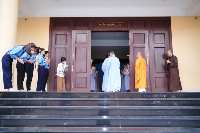 Pháp thoại “Thức tái sinh và vấn đề hộ niệm” – Thượng toạ Thích Phước Tiến – KTPT lần 104