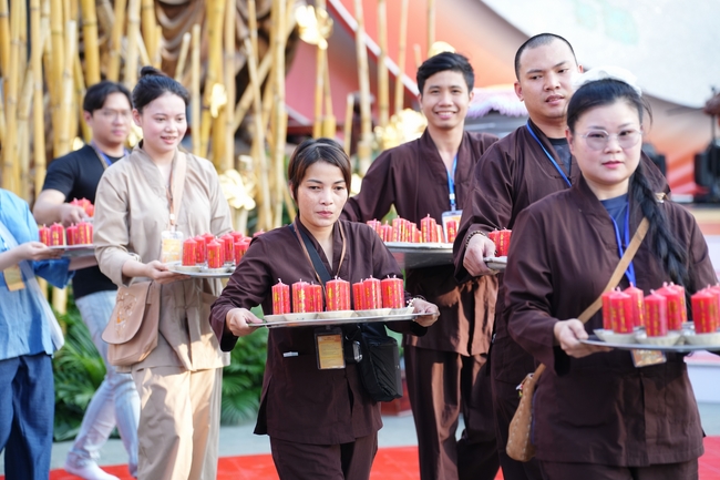 Trước Giờ G đêm hoa đăng kỷ niệm đức Phật A-di-đà