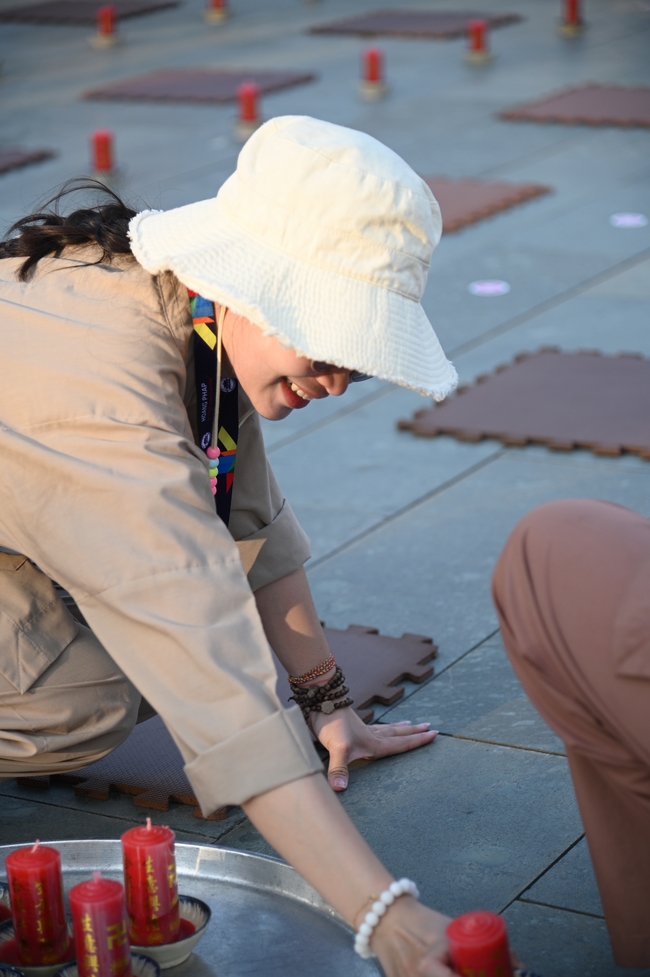 Trước Giờ G đêm hoa đăng kỷ niệm đức Phật A-di-đà