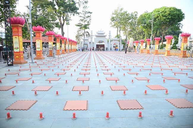 Trước Giờ G đêm hoa đăng kỷ niệm đức Phật A-di-đà