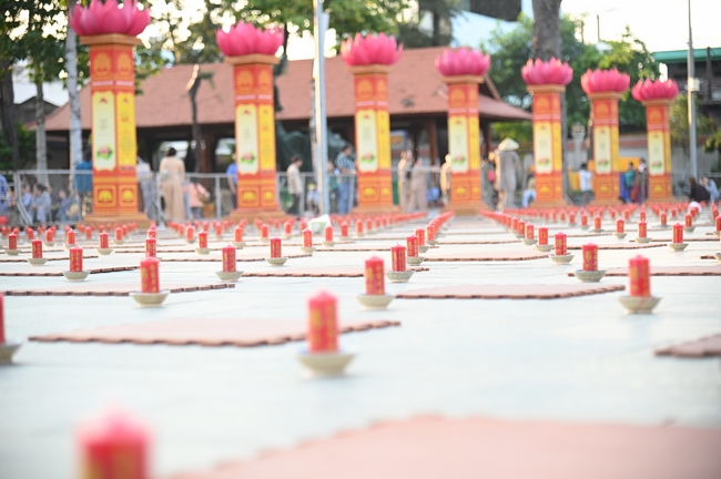 Trước Giờ G đêm hoa đăng kỷ niệm đức Phật A-di-đà