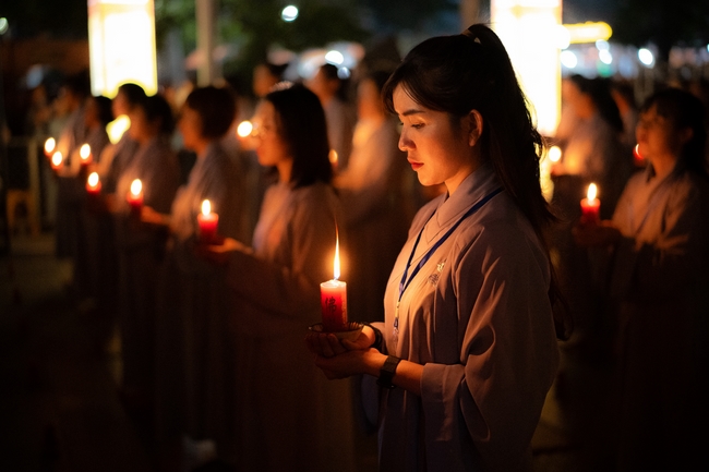 Toả sáng đêm Di Đà năm 2024