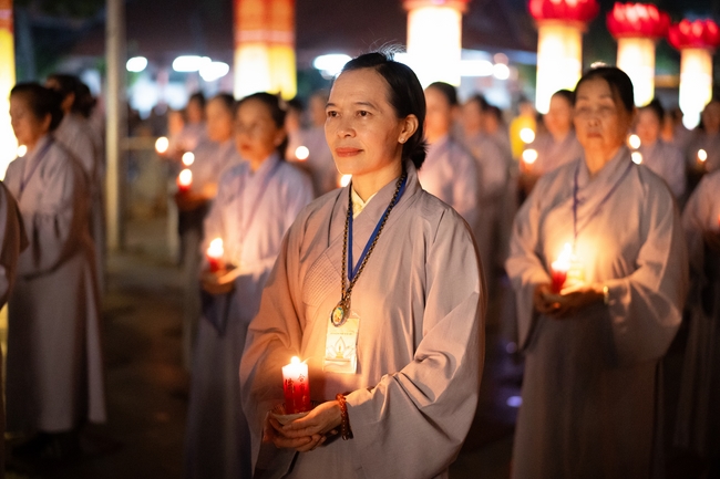 Toả sáng đêm Di Đà năm 2024