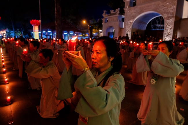 Toả sáng đêm Di Đà năm 2024