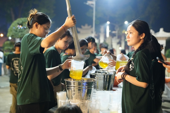 Youthful colors at the campfire night