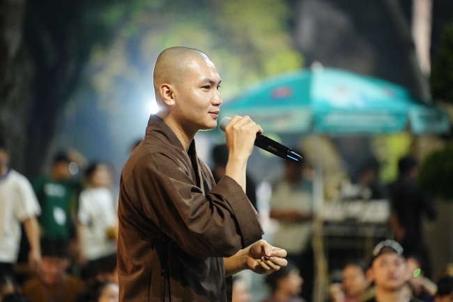 Youthful colors at the campfire night