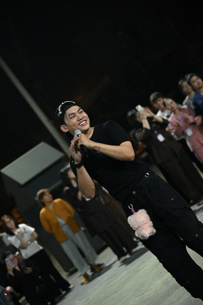 Youthful colors at the campfire night