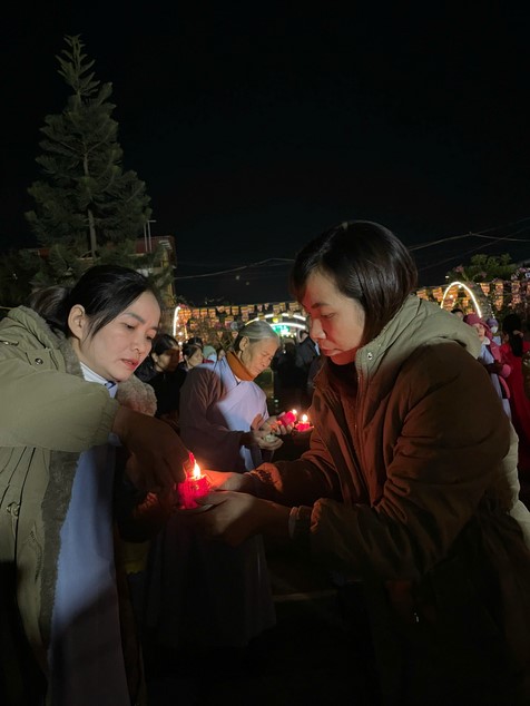 Candle Lighting Ceremony to commemorate Amitabha’s Buddha in 2024 at Dong Cao Pagoda – Thanh Hoa