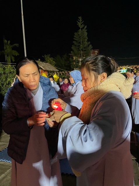 Candle Lighting Ceremony to commemorate Amitabha’s Buddha in 2024 at Dong Cao Pagoda – Thanh Hoa