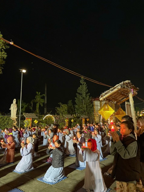 Candle Lighting Ceremony to commemorate Amitabha’s Buddha in 2024 at Dong Cao Pagoda – Thanh Hoa