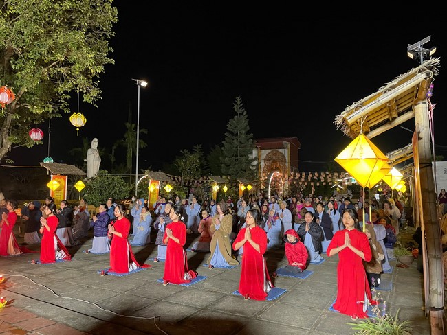 Candle Lighting Ceremony to commemorate Amitabha’s Buddha in 2024 at Dong Cao Pagoda – Thanh Hoa