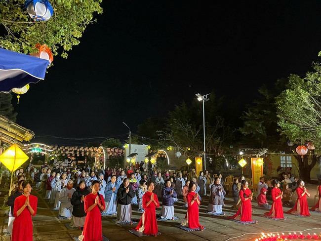 Candle Lighting Ceremony to commemorate Amitabha’s Buddha in 2024 at Dong Cao Pagoda – Thanh Hoa