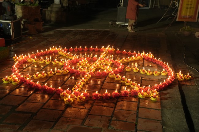 Candle Lighting Ceremony to commemorate Amitabha’s Buddha in 2024 at Dong Cao Pagoda – Thanh Hoa