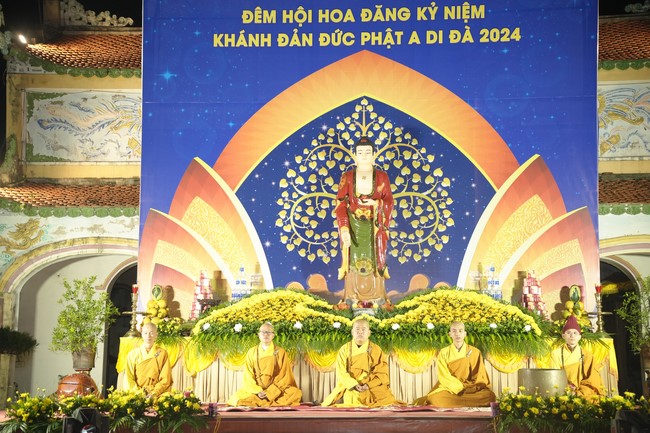 Candle Lighting Ceremony to commemorate Amitabha’s Buddha in 2024 at Dong Cao Pagoda – Thanh Hoa