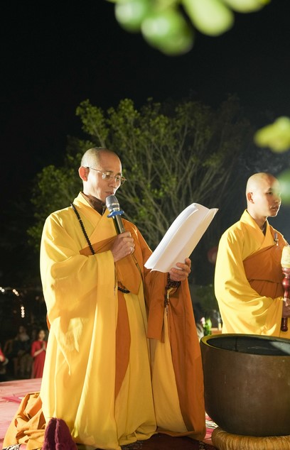 Candle Lighting Ceremony to commemorate Amitabha’s Buddha in 2024 at Dong Cao Pagoda – Thanh Hoa