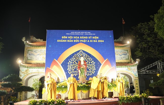 Candle Lighting Ceremony to commemorate Amitabha’s Buddha in 2024 at Dong Cao Pagoda – Thanh Hoa