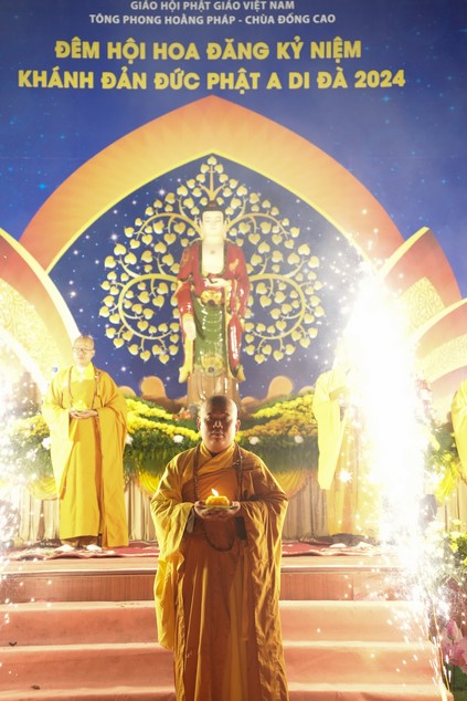 Candle Lighting Ceremony to commemorate Amitabha’s Buddha in 2024 at Dong Cao Pagoda – Thanh Hoa