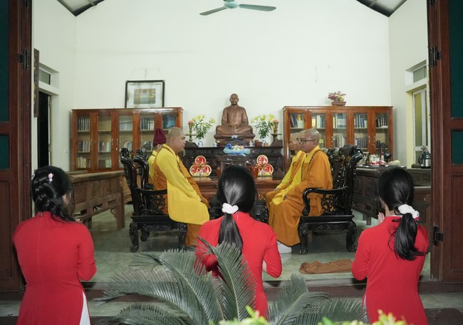 Candle Lighting Ceremony to commemorate Amitabha’s Buddha in 2024 at Dong Cao Pagoda – Thanh Hoa
