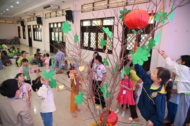 The 60th Kid Playground