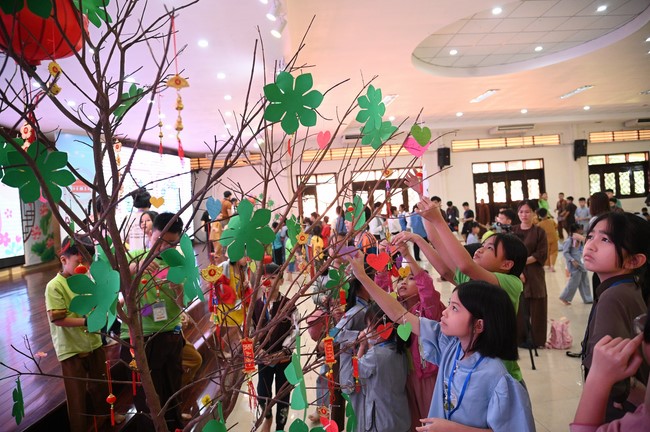 The 60th Kid Playground