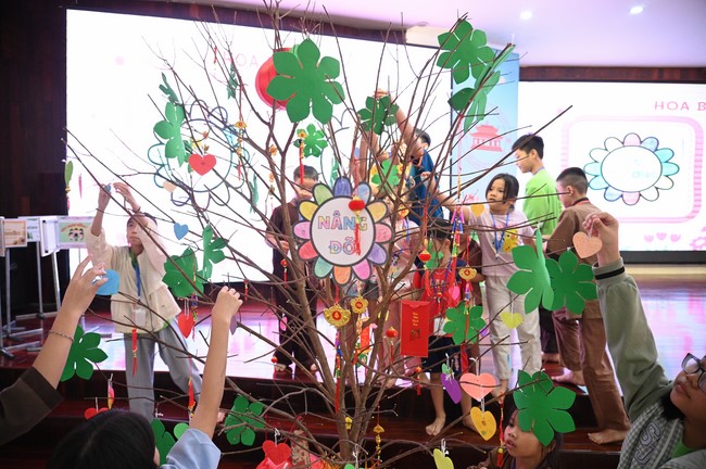 The 60th Kid Playground