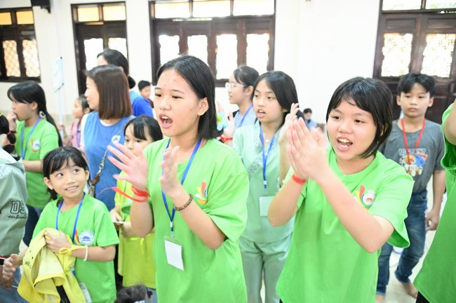 The 60th Kid Playground