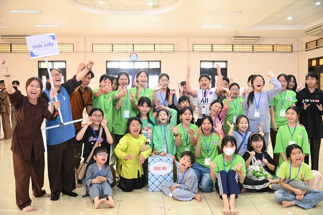 The 60th Kid Playground