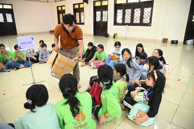 The 60th Kid Playground