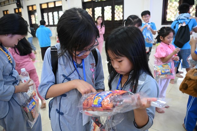 The 60th Kid Playground