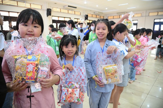 The 60th Kid Playground