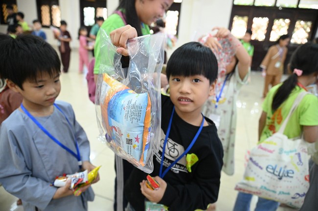 The 60th Kid Playground