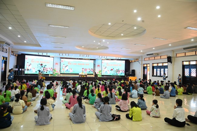 The 60th Kid Playground