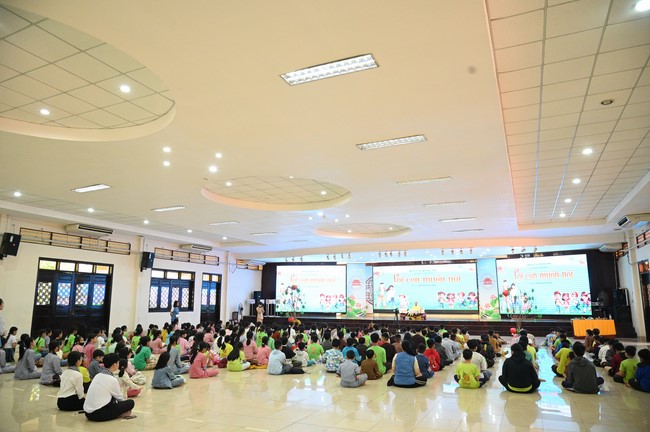 The 60th Kid Playground