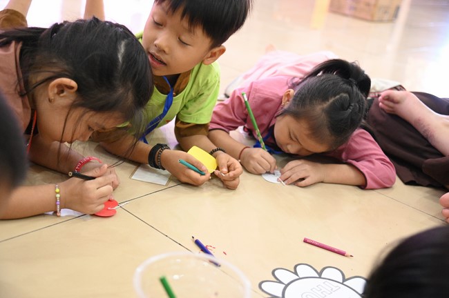 The 60th Kid Playground