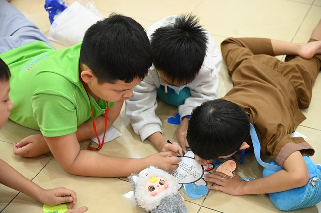 The 60th Kid Playground