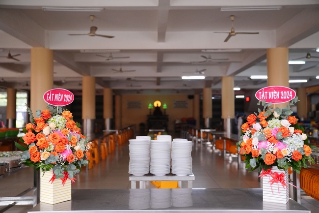 Vegan Buffet Party for gratitude on the year-end occasion 2024.