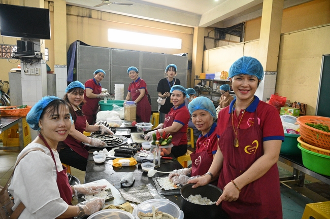 Vegan Buffet Party for gratitude on the year-end occasion 2024.