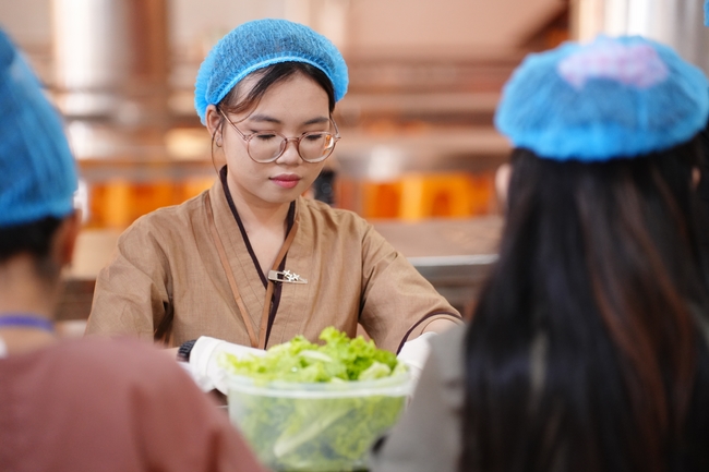 Vegan Buffet Party for gratitude on the year-end occasion 2024.