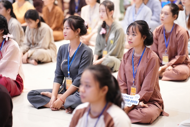 Vegan Buffet Party for gratitude on the year-end occasion 2024.