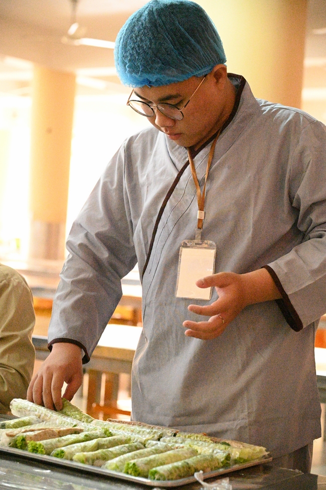 Vegan Buffet Party for gratitude on the year-end occasion 2024.