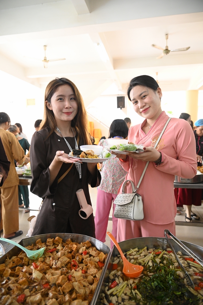 Vegan Buffet Party for gratitude on the year-end occasion 2024.