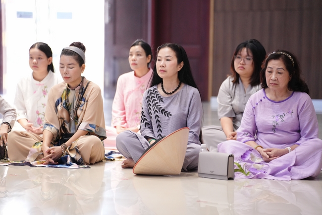 Vegan Buffet Party for gratitude on the year-end occasion 2024.