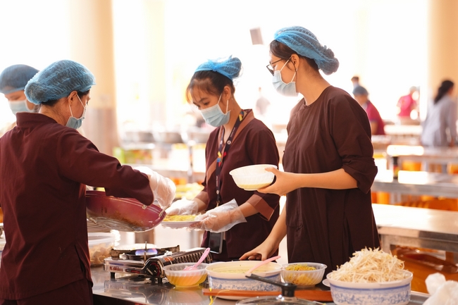 Vegan Buffet Party for gratitude on the year-end occasion 2024.