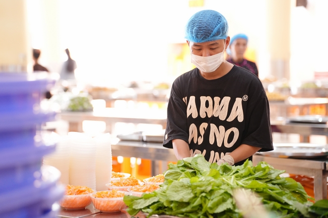 Vegan Buffet Party for gratitude on the year-end occasion 2024.